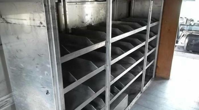 International 7.3 TURBO DIESEL Shelves/Bins 90K Step Van ... International 7.3 TURBO DIESEL Shelves/Bins 90K Step Van ...
